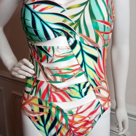 Kenneth Cole Women's Tropical Multicolor One Piece Swimsuit, Sz.Large - Picture 2 of 15